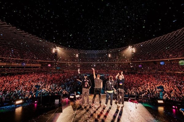 Coldplay連兩日演唱會創下的16萬人潮，也已打破今年3月BLACKPINK演唱會人潮紀錄。（圖 Live Nation Taiwan提供 - Photo by Anna Lee）