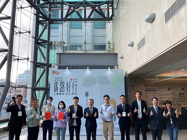 中市推動行人安全獲中央肯定。圖/台中市交通局提供