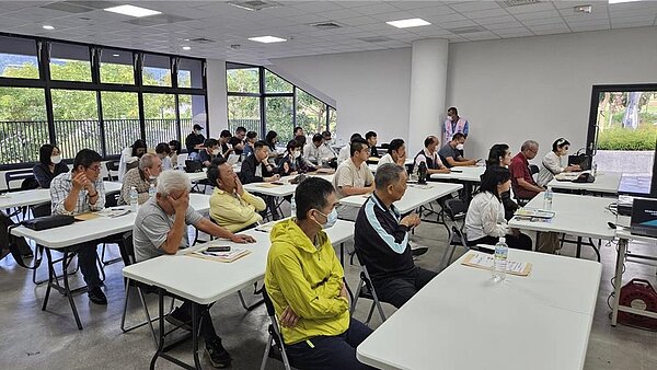 台糖中彰區15日舉辦埔里福興溫泉區地上權商用地招商,吸引南投多家旅館業者到場關注!圖/台糖提供