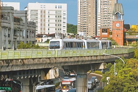 台北捷運環狀線東環段在內湖瑞光路施作連續壁時,必須封閉1個車道3年至3年半,北市交通局已擬定交通維持計畫,考慮加開捷運、公車班次以減少車輛數。(本報資料照片)