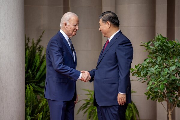 美國總統拜登與中國國家主席習近平會面，兩人就台灣問題進行「實質性」討論。（圖／白宮FB粉專）