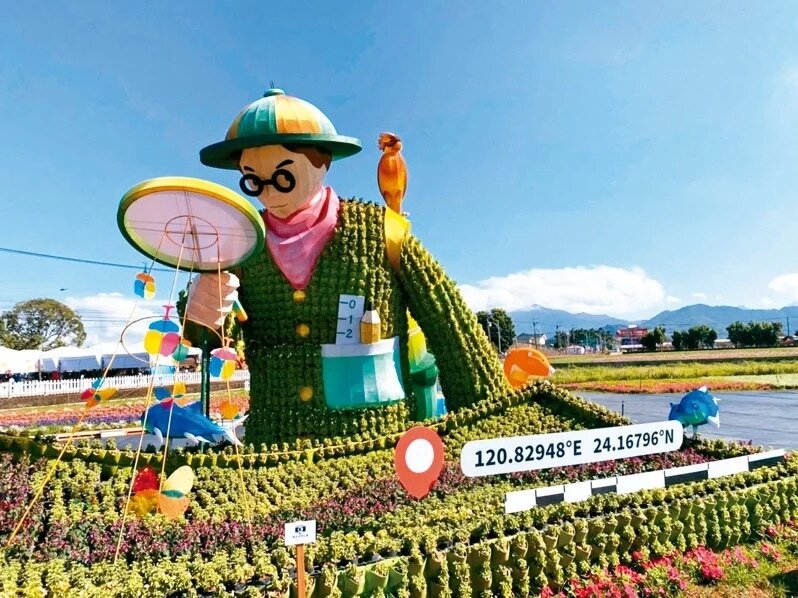 台中花毯節吸引人潮,有業者促銷住宿優惠,消保官發現禮券沒有登載規定內容,業者停售同意退費。圖/聯合報資料照片