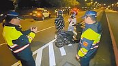 揪噪音車　基隆一夜開出58張通報單