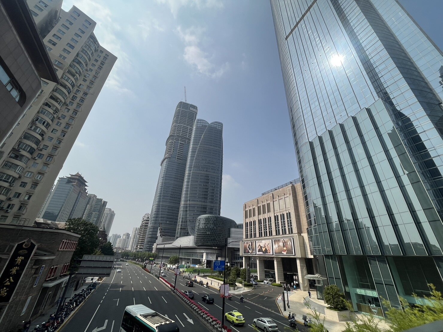 據大陸央行上海總部網站23日消息,大陸央行上海總部等五部門表示,要求金融機構要落實房地產「金融16條」,支持房企合理股權融資。記者謝守真/攝影