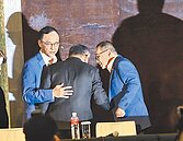 藍白合宣告破局　侯柯今早各自登記