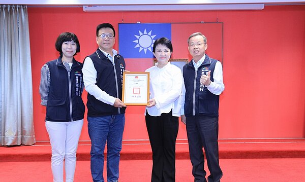 台中市今年再度蟬聯「112年內政部全國公寓大廈業務推展考核」都會型甲組特優。圖/台中市政府提供