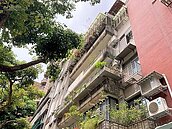 台中「這裡」中古屋井噴？剛需超強嚇到他　網揪關鍵：不用懷疑