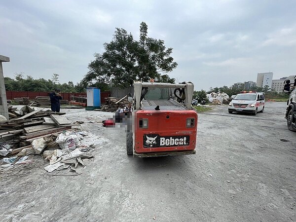 肇事山貓輾壓工人。圖／記者古和純翻攝