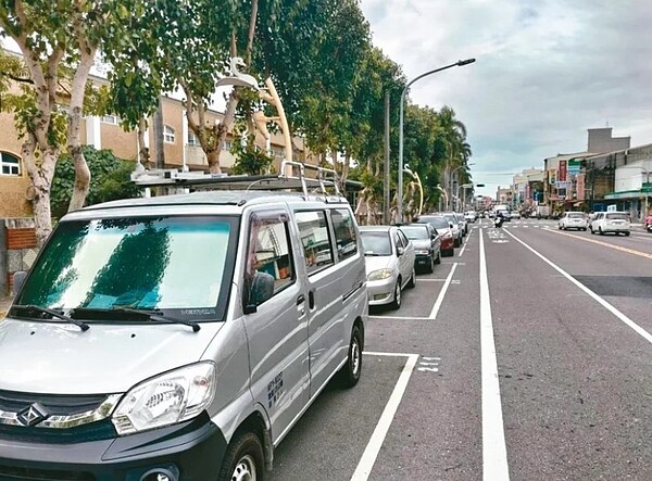 台南市新營區擴大熱區路邊停車收費。圖/台南市交通局提供