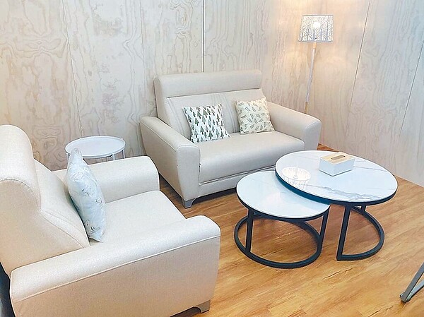 新竹市議員段孝芳認為,市府應重視家庭主要照顧者的憂鬱問題,加強宣傳並納入視訊服務等,方便民眾獲取相關資源。圖為新竹市心理衛生中心。(新竹市政府提供/王惠慧新竹傳真)