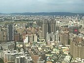 4間有1間！老屋交易夯三主因　「貸款變容易了」