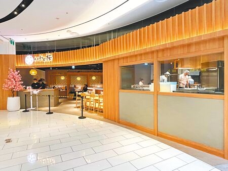 
DON DON DONKI大立店的若櫻壽司位於高雄大立A館B1，目前共有76席。（古明弘攝）
