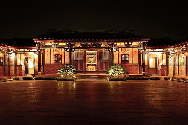 彰化縣永靖魏成美公堂修復保存;第18屆傑出建築師得獎者郭俊沛,除了參與多案學校、景觀設施等公共建設的規畫設計、監造外,也長年協助彰化文化資產修復。圖/國土署提供