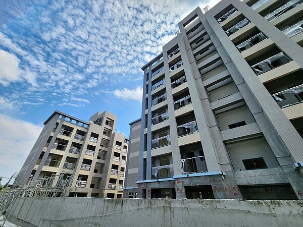 南投縣首批青年住宅預計明年2月抽籤,並規定5年內不得出售,出租或積欠管理費1年以上縣府得折價買回。圖/聯合報資料照片