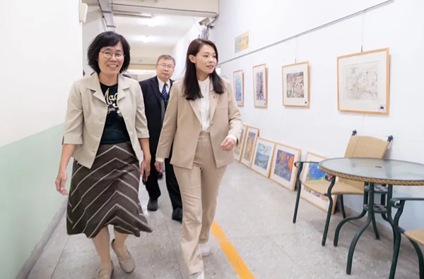 市長高虹安日前與教育處到香山國小現場視察。圖/竹市府提供