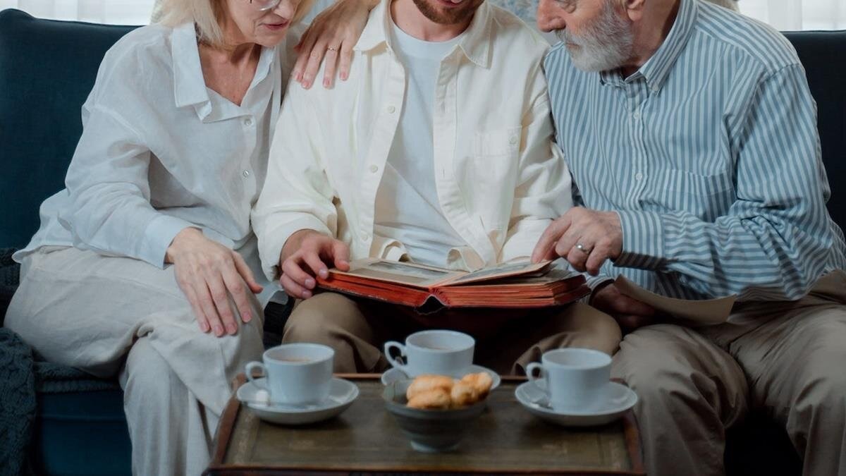 ▼原PO抱怨，家境雖然不錯，但出了許多頭痛人物。（示意圖／pexels）