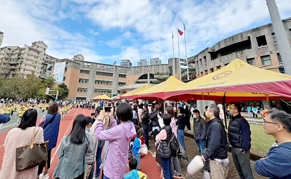 一年一度「濱江國小校慶」活動。（圖／大直內科樂生活Ｘ有你有我）