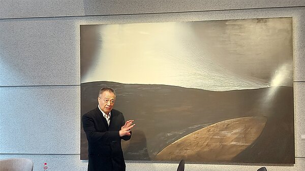 大隱開發建設創辦人暨董事長張裕能分析,這波高造價讓很多都更、危老重建案不敢動工,因為造價漲幅超過房價漲幅,現在造價比五年前高出一倍,尤其是以都更為主的台北市,在老屋重建腳步緩慢,一個案子大多要花10~20年時間,可以想見,明年北市新建案供給量更少,區域市場在供需失衡下,價格很難走跌,「打房是改變不了房價(結構)」。陳美玲/攝影