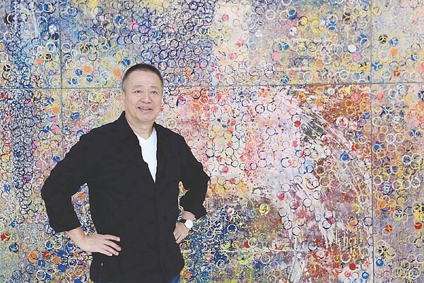 甲桂林廣告董事長張裕能轉戰建築業,推出「大隱青后」小宅建案,每坪開價平均達165萬元,挑戰路段最高。圖/業者提供