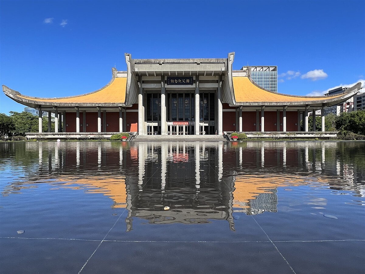 國父紀念館周邊建物限高60公尺,都更推動不易,不少居民頻訴求盼解禁高度限制,北市都委會今天無異議通過刪除高度限制。記者林佳彣/攝影