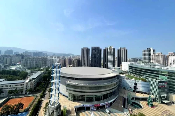 永慶房產集團盤點全台大型活動場館周邊房市,其中高雄巨蛋房市交易最熱絡。圖/永慶房產集團
