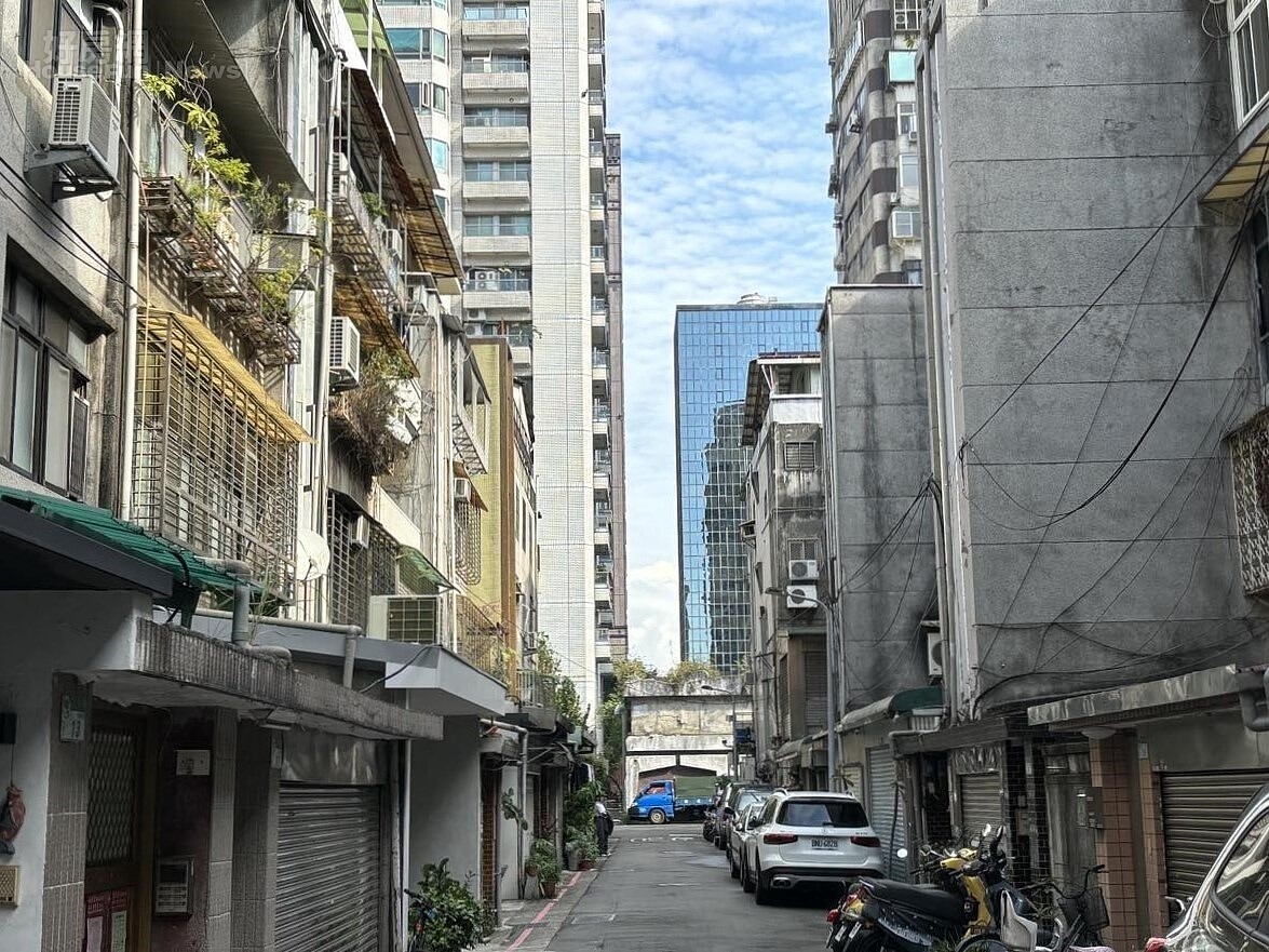 問A屋給看B屋!專家揭露「租看屋五大爭議」:小心詐騙 首購族想買公寓隔套出租。示意圖,與內文物件無關/好房網News記者黃芸涵攝影