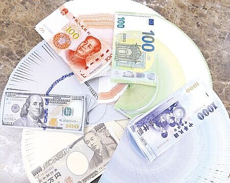 美國聯準會(Fed)放鴿為市場帶來樂觀情緒,美股帶頭衝,台北金融市場繼續上攻,15日股匯雙漲,台股盤中衝上今年新高,新台幣兌美元也隨之走強。圖∕本報資料照片