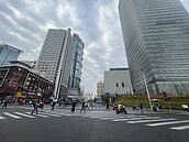 上海推房市新政　多個銷售處24小時通宵營業