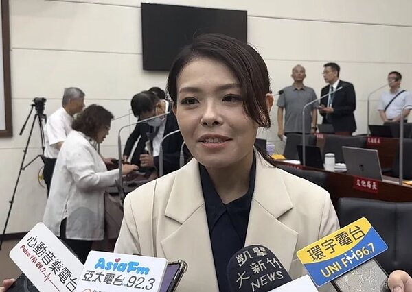 新竹市長高虹安赴新竹市議會進行施政報告。聯合報系記者巫鴻瑋/攝影