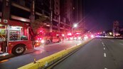 竹市東區大樓火警　2勇消入內搜救疑氣瓶耗盡　倒樓梯間殉職