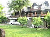 足球教頭300萬買寶地　換來上億千坪景觀別墅