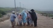 蘭嶼暴雨野溪暴漲！累積雨量57毫米　居民：很多路段淹水