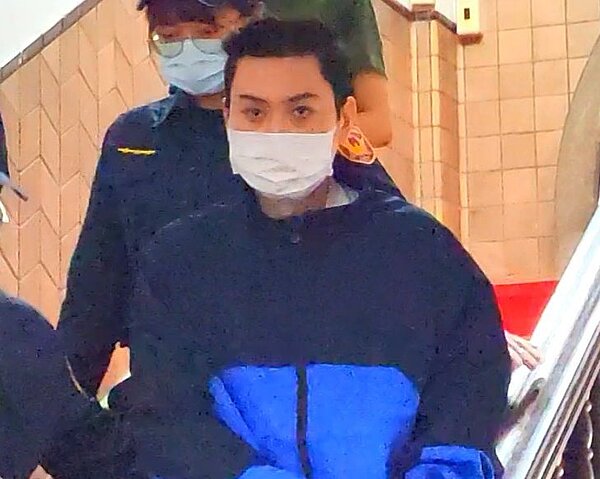 黃姓男子將母親從4樓陽台推下致死,最高法院依殺害直系血親尊親屬罪判黃無期徒刑定讞。圖/聯合報系資料照