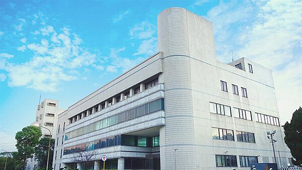 竹科硬碟零件大廠「力森諾科」,2023年10月宣布關廠,陸續解僱510名員工,旗下廠房也陸續出售。圖/東森新聞