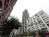 捷運共構新天價　這社區單價211萬衝破天花板