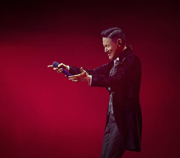 歌神張學友7日臨時取消台北小巨蛋的演唱會,原因是感染RSV。圖/環球音樂提供