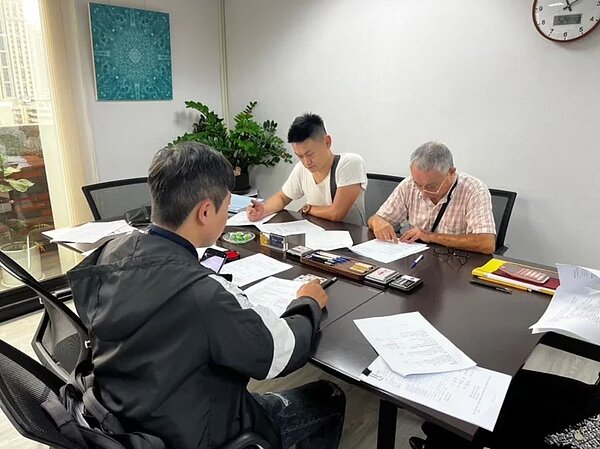 新竹市府鼓勵長者換居,改住有電梯的大樓,並把原先自有住宅出租。圖/竹市府提供