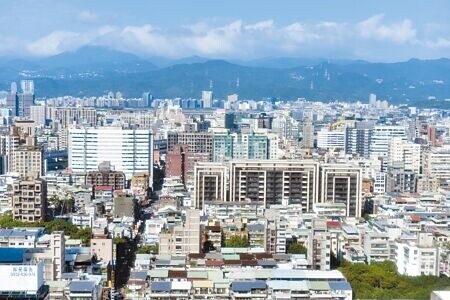 房價愈打愈旺,關鍵數據直指「新青安」是罪魁禍首!圖為大台北地區房地產。(本報資料照片)