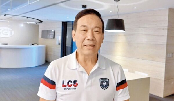 斥資30億元興建的台北市南門市場去年10月7日營運,國民黨議員鍾小平10日踢爆,南門市場發生配電不足、車道設計過窄狀況,市府因此追加1800萬元預算修繕,炮轟根本是前市長柯文哲留下的爛攤子。(台北市議員鍾小平研究室提供/劉彥宜台北傳真)