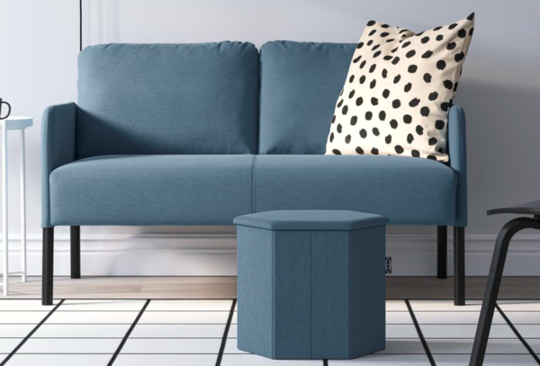 藍色椅凳附儲物功能。圖／IKEA提供