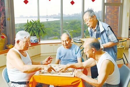 據統計，台灣將在2025年進入超高齡社會，而準備退休養老金的課題，也已經成為國人財管顯學。圖∕本報資料照片