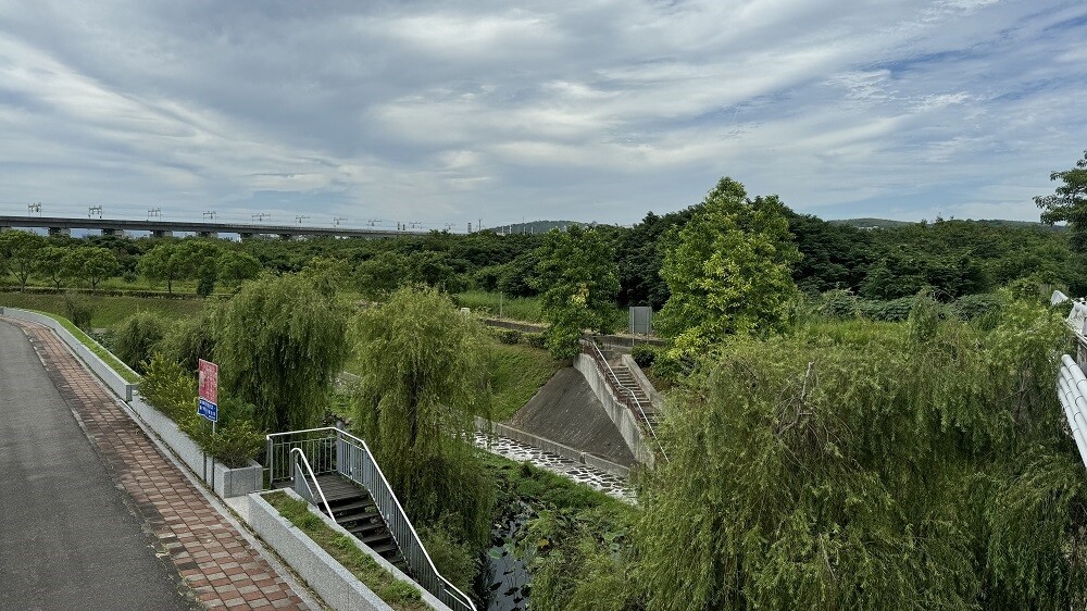 苗栗高鐵特定區縣有2筆產業專用區土地2萬多坪尚未標脫，縣府擬都市計畫變更增加住宅用地規畫解套。記者范榮達／攝影