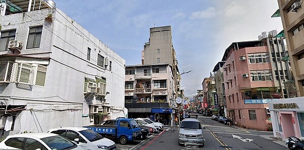 花蓮大地震之後，老屋地主想都更的數量增加，而台北市房價若要慢慢下修，就是當都更案量越來越多時。圖／google map