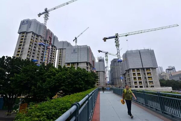 5月大陸新建住宅價格連續11個月走跌。圖/中新社