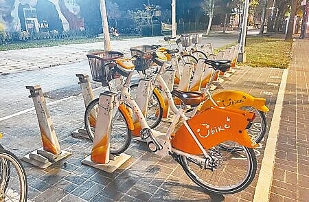 新北市YouBike 2.0E將在下半年上路,使用者需於7月1日前完成投保才能租車,交通局統計,至目前為止投保率已突破7成。(本報資料照片)