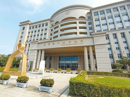 彰化縣和美鎮黃姓男子陳屍住處,家屬質疑死因不單純,無法接受檢方以「死亡原因不明」結案,對此彰檢強調,該案正全力、陸續調取相關資料當中,無家屬所稱已經結案之情形。(葉靜美攝)