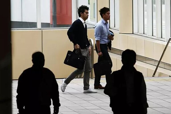 三三會理事長林伯豐19日表示，如果持續調漲將導致勞動成本增加墊高物價，公司可能減少僱用人數。 聯合報系資料照