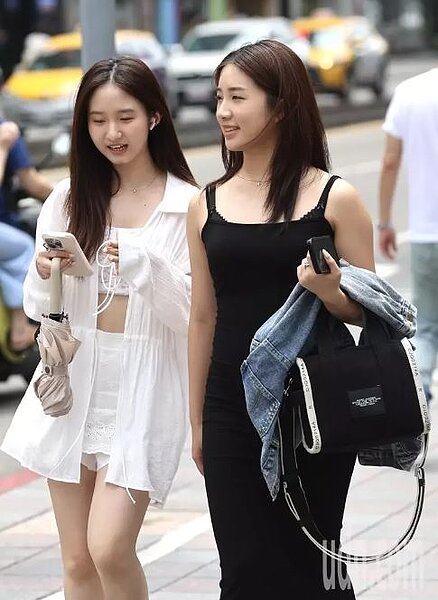 包括台北等10縣市高溫恐36度,屏東恐飆38度。聯合報資料照片