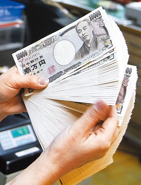 
專家預期美元兌日圓將在未來12個月內下跌，但日圓轉捩點或將在今年稍後時間才出現，屆時Fed可能啟動降息。圖∕本報資料照片
