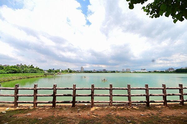 桃園大圳1-4號生態埤塘環湖步道工程開工。圖/桃園市政府提供